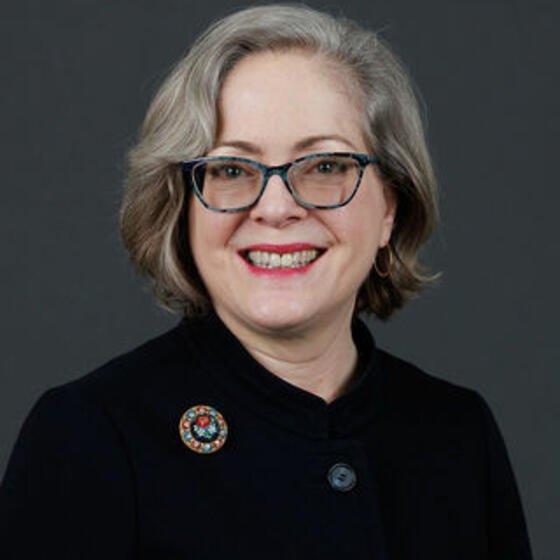 Dra. Mary F Barbe